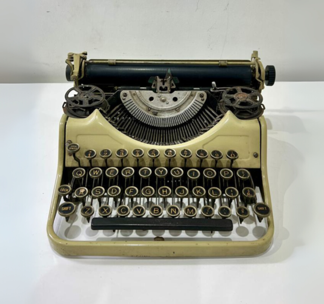 Portable Typewriter