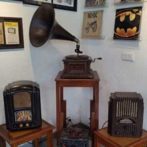 Victrola Style Horn Gramophone